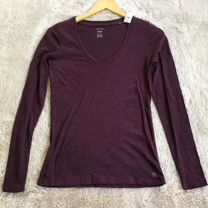 Aerie Best T long sleeve v-neck t-shirt NWT, S
